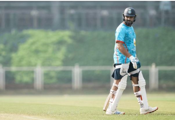 'रणजी ट्रॉफी फिर से शुरू होने पर रोहित शर्मा ने स्टार परेड का नेतृत्व किया | '